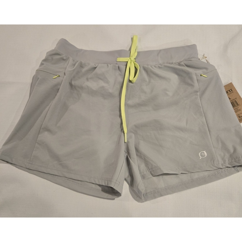 NWT Born Outdoor Women's‎ Gray Athletic Shorts w/ Zipper Pockets Size Large